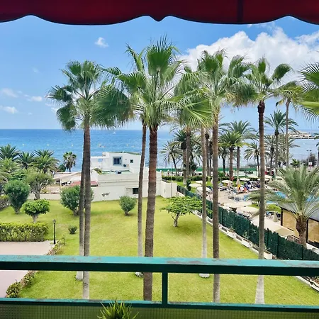 Ξενοδοχείο με διαμερίσματα Comodoro- Ravel Los Cristianos (Tenerife)