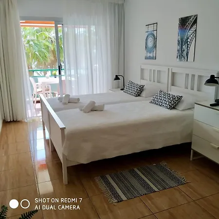 Hotel apartamentowy Comodoro- Ravel Los Cristianos (Tenerife)