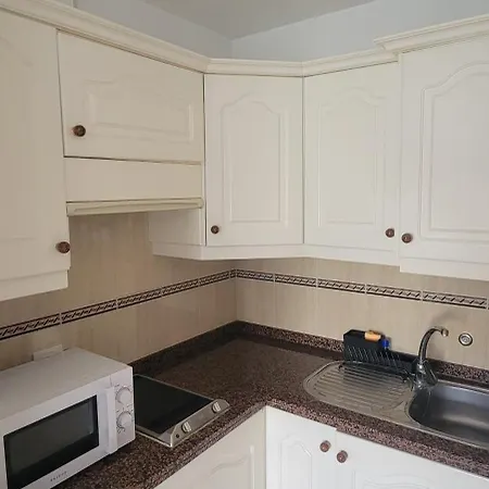 Hotel apartamentowy Comodoro- Ravel *
