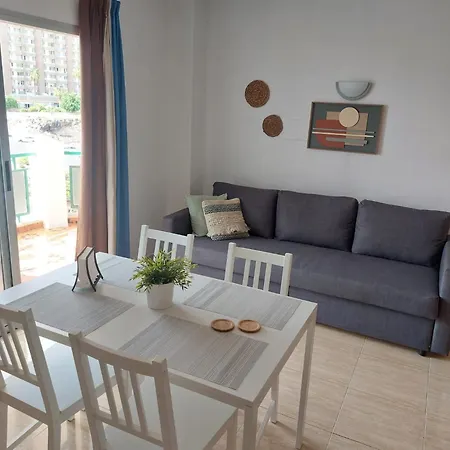 Hotel apartamentowy Comodoro- Ravel