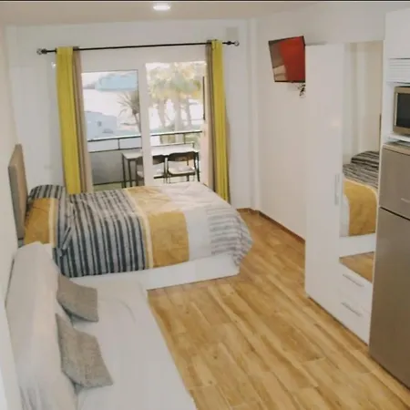 Comodoro- Ravel מלון דירות