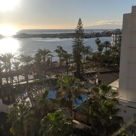 Comodoro- Ravel Aparthotel *