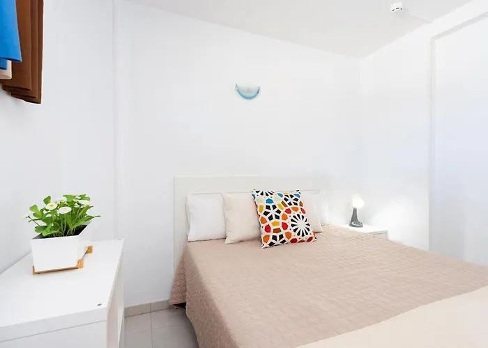 Comodoro- Ravel Apartahotel Los Cristianos (Tenerife)