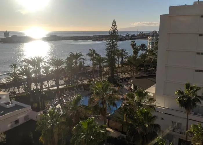 Comodoro- Ravel Apartahotel 3*