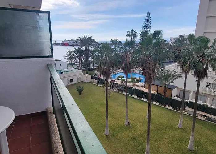 Apartahotel Comodoro- Ravel Los Cristianos (Tenerife)